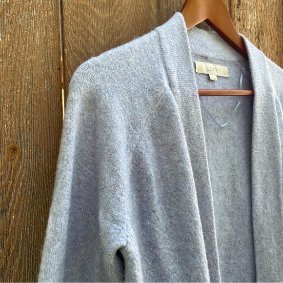 LOFT Women’s Soft Fuzzy Pale Blue Cardigan Long Sleeve Size Small - Picture 4 of 10